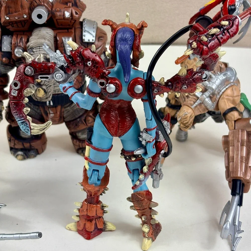 McFarlane Toys 1996 TOTAL CHAOS Series‎ 1 Figure Lot of 6 w Accessories